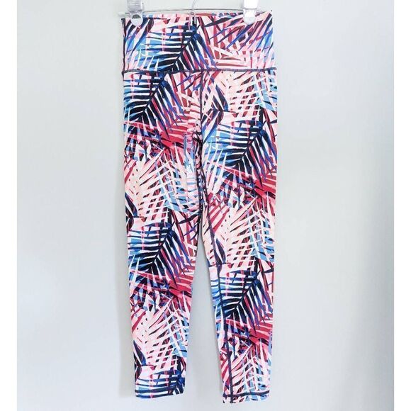 Aerie Move Leafs Capri Leggings - Picture 1 of 3